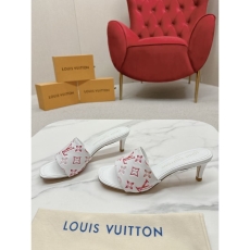 Louis Vuitton Slippers